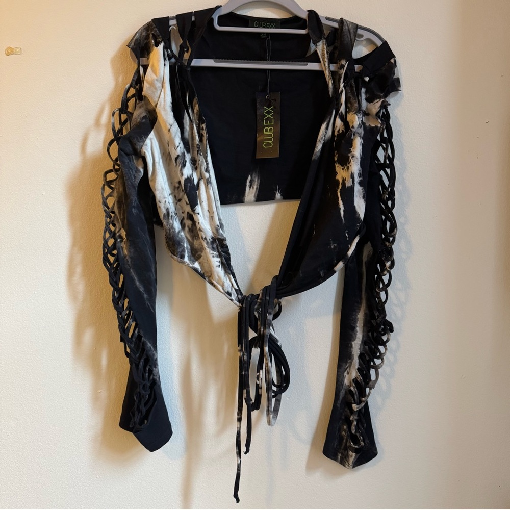 NWT Tie dye wrap top size 1x